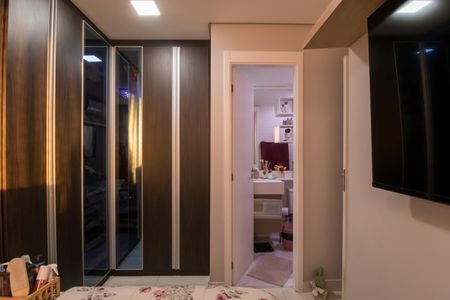 Apartamento à venda com 145m², 3 quartos e 2 vagas Apartamento à venda com 145m², 3 quartos e 2 vagasQuarto - Suíte