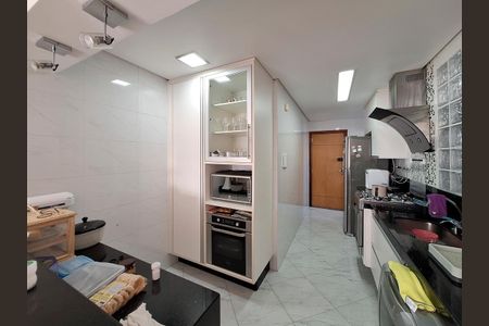 Apartamento à venda com 80m², 2 quartos e 2 vagas Apartamento à venda com 80m², 2 quartos e 2 vagasCozinha