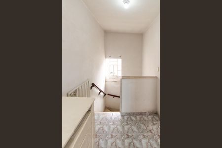 Casa à venda com 110m², 3 quartos e 2 vagasCorredor