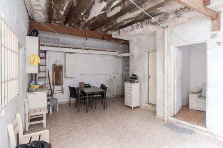 Casa à venda com 110m², 3 quartos e 2 vagasÁrea de Serviço