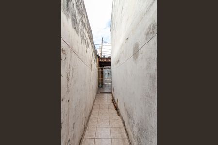 Casa à venda com 110m², 3 quartos e 2 vagasCorredor