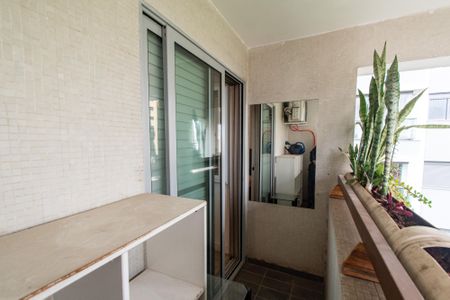 Apartamento à venda com 74m², 1 quarto e 1 vagaVaranda do quarto