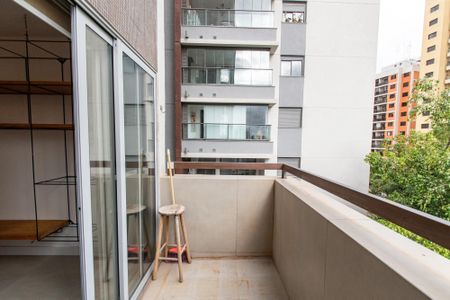 Apartamento à venda com 74m², 1 quarto e 1 vagaVaranda