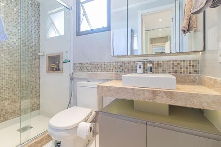 Apartamento à venda com 104m², 3 quartos e 2 vagasBanheiro da Suíte