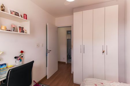 Apartamento à venda com 65m², 3 quartos e 1 vagaQuarto 2