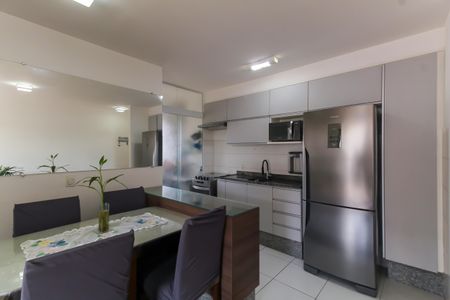 Apartamento à venda com 65m², 3 quartos e 1 vagaSala