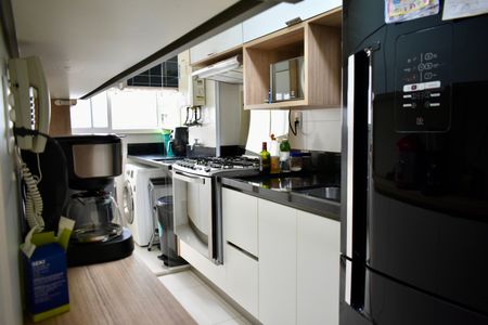 Apartamento à venda com 98m², 3 quartos e 2 vagasCozinha