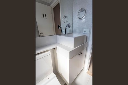 Apartamento à venda com 45m², 2 quartos e 1 vagaBanheiro 