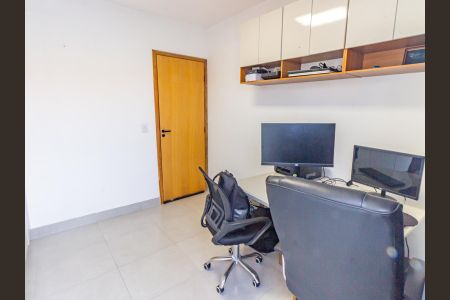 Casa à venda com 108m², 2 quartos e 1 vagaQuarto