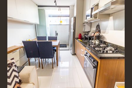 Casa à venda com 108m², 2 quartos e 1 vagaCozinha