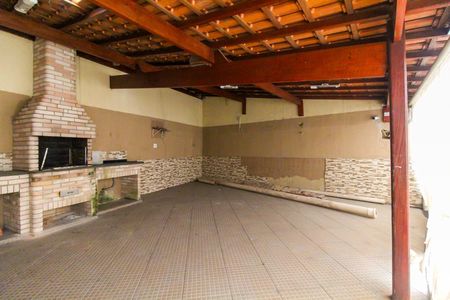 Casa de condomínio à venda com 60m², 2 quartos e 1 vaga Casa de condomínio à venda com 60m², 2 quartos e 1 vagaÁrea gourmet