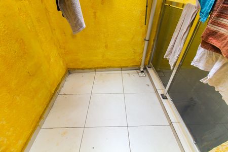 Casa de condomínio à venda com 60m², 2 quartos e 1 vaga Casa de condomínio à venda com 60m², 2 quartos e 1 vagaSacada