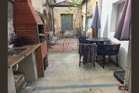 Casa à venda com 70m², 2 quartos e sem vagaarea externa