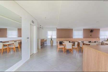 Apartamento para alugar com 38m², 2 quartos e sem vaga Apartamento para alugar com 38m², 2 quartos e sem vagaÁrea comum - Salão de festas
