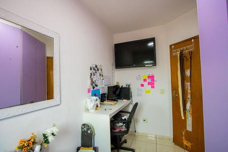 Apartamento à venda com 90m², 2 quartos e 1 vagaQuarto 2