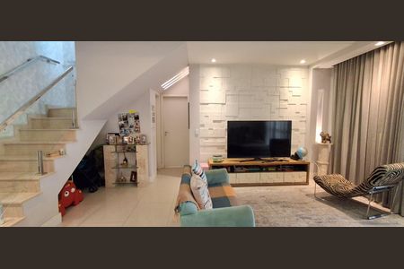 Apartamento à venda com 353m², 4 quartos e 4 vagas Apartamento à venda com 353m², 4 quartos e 4 vagasSala