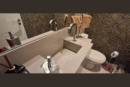 Apartamento à venda com 353m², 4 quartos e 4 vagas Apartamento à venda com 353m², 4 quartos e 4 vagasLavabo