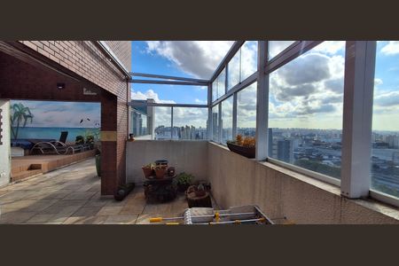 Apartamento à venda com 353m², 4 quartos e 4 vagas Apartamento à venda com 353m², 4 quartos e 4 vagasÁrea gourmet