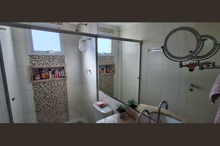 Apartamento à venda com 353m², 4 quartos e 4 vagas Apartamento à venda com 353m², 4 quartos e 4 vagasBanheiro Suíte 2