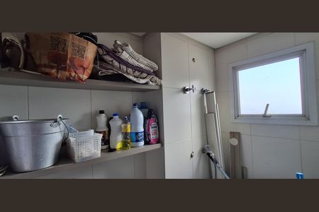 Apartamento à venda com 353m², 4 quartos e 4 vagas Apartamento à venda com 353m², 4 quartos e 4 vagasÁrea de Serviço