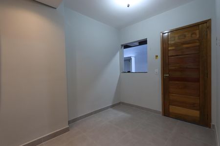 Sala de apartamento à venda com 2 quartos, 40m² em São Lucas, São Paulo