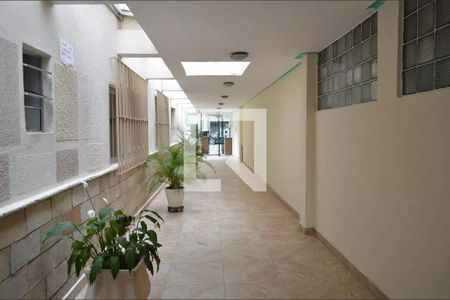 Apartamento à venda com 65m², 2 quartos e 1 vaga Apartamento à venda com 65m², 2 quartos e 1 vagaEntrada