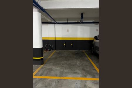 Apartamento à venda com 65m², 2 quartos e 1 vaga