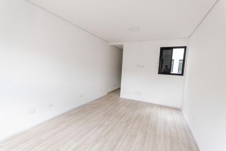 Quarto de apartamento à venda com 1 quarto, 96m² em Vila Curuçá, Santo André