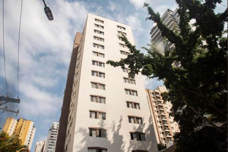 Apartamento para alugar com 60m², 2 quartos e 1 vagaFachada