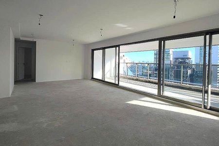Apartamento à venda com 4 quartos, 212m² em Cerqueira César, São Paulo