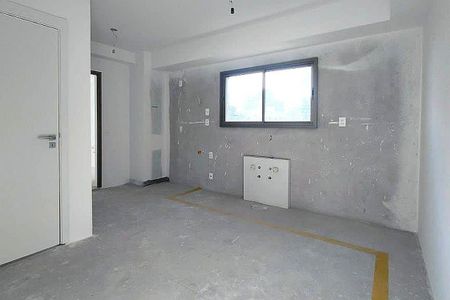 Apartamento à venda com 4 quartos, 212m² em Cerqueira César, São Paulo