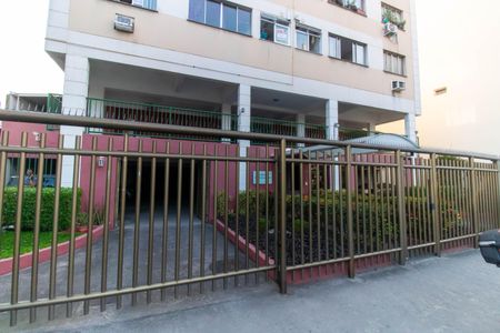 Apartamento à venda com 66m², 2 quartos e 1 vaga Apartamento à venda com 66m², 2 quartos e 1 vagaFachada