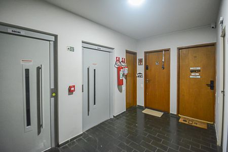 Apartamento à venda com 65m², 3 quartos e 1 vagaÁrea comum