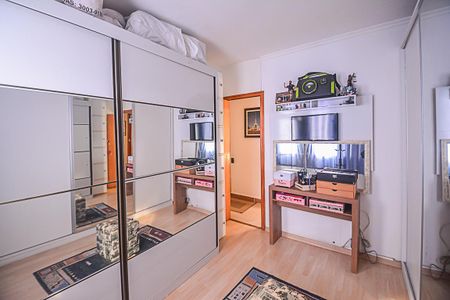 Apartamento à venda com 65m², 3 quartos e 1 vagaQuarto 2