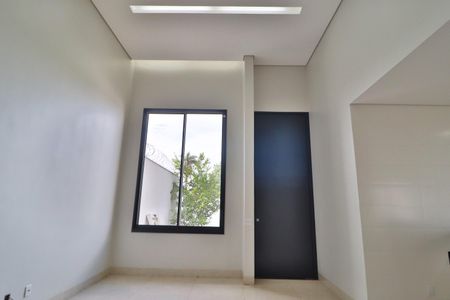 Sala de casa para alugar com 3 quartos, 231m² em Cidade Jardim, Uberlândia