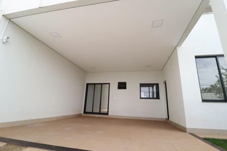 Casa para alugar com 231m², 3 quartos e 3 vagasGaragem