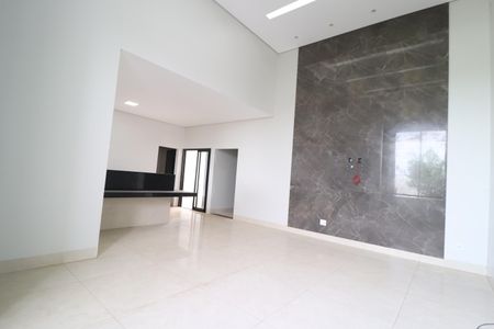 Casa para alugar com 231m², 3 quartos e 3 vagasSala