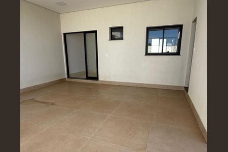 Casa para alugar com 231m², 3 quartos e 3 vagas Casa para alugar com 231m², 3 quartos e 3 vagasGaragem