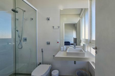 Apartamento para alugar com 170m², 4 quartos e 1 vagaBanheiro da Suíte 1