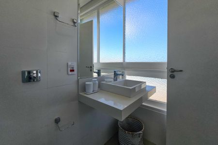 Apartamento para alugar com 170m², 4 quartos e 1 vagaBanheiro da Suíte 1