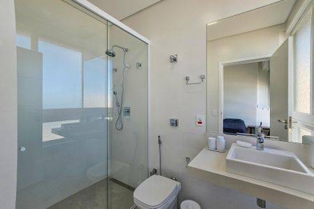 Apartamento para alugar com 170m², 4 quartos e 1 vagaBanheiro da Suíte 1