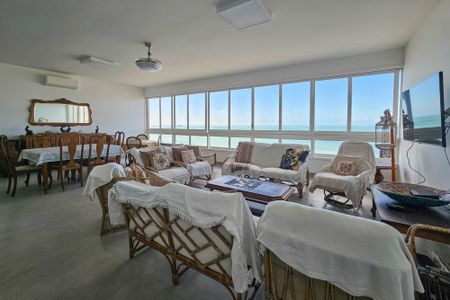 Apartamento para alugar com 170m², 4 quartos e 1 vagaSala