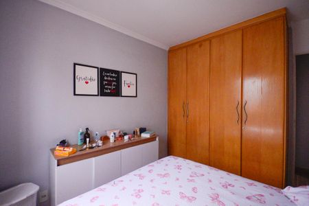 Apartamento à venda com 65m², 3 quartos e 1 vagaQuarto 2