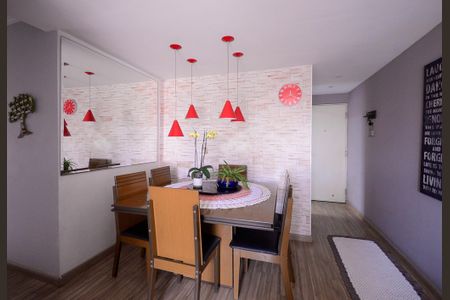 Apartamento à venda com 65m², 3 quartos e 1 vagaSala 