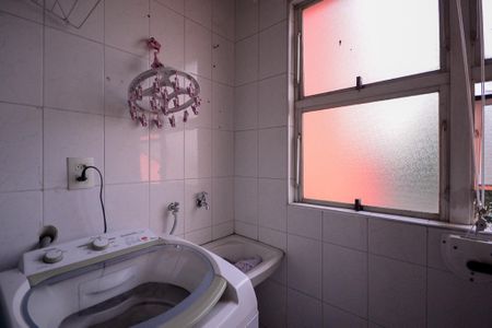 Apartamento à venda com 65m², 3 quartos e 1 vagaÁrea de Serviço 