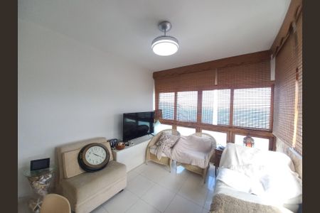 Apartamento para alugar com 70m², 1 quarto e sem vagaSala