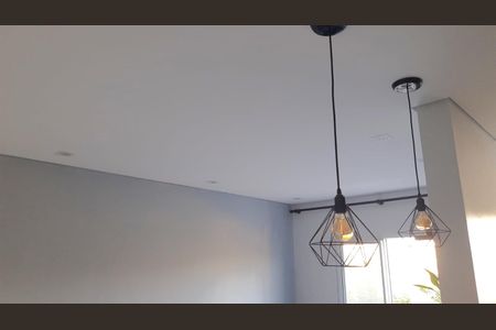 Sala de apartamento para alugar com 2 quartos, 50m² em Cemucam, Cotia