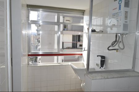 Apartamento à venda com 70m², 2 quartos e 1 vagaÁrea de Serviço