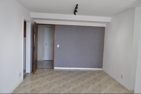 Apartamento à venda com 70m², 2 quartos e 1 vagaSala