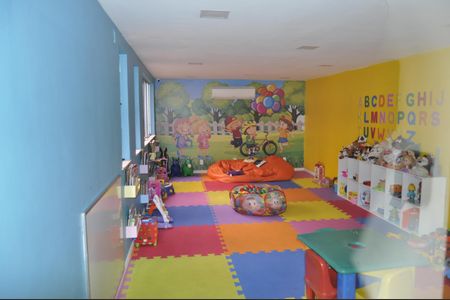 Apartamento à venda com 70m², 2 quartos e 1 vagaÁrea comum